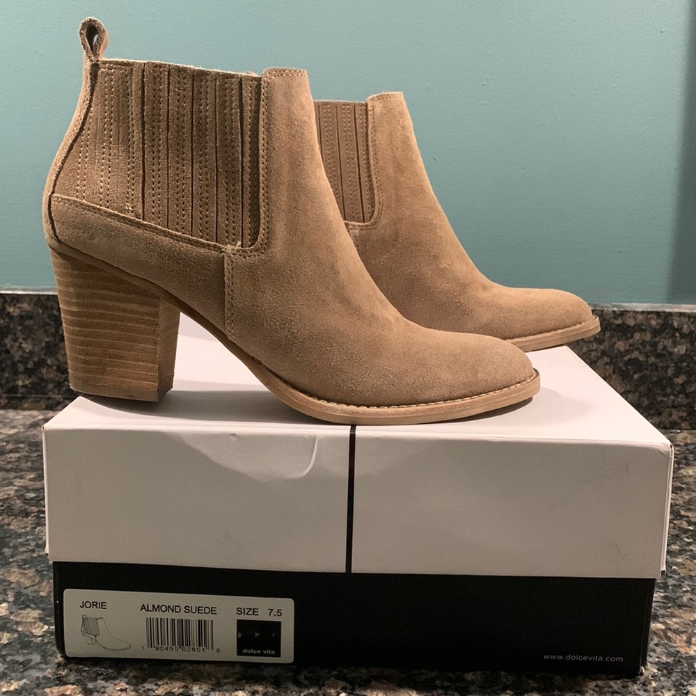 Dolce Vita Jodie Almond Suede.